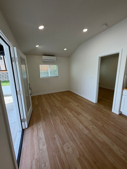 Building Photo - 756 Anns Way