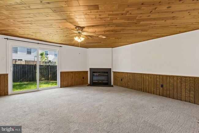 Building Photo - 2711 Neman Ct