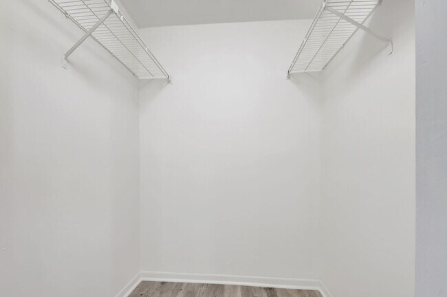 Building Photo - 4185 Turnberry Cir