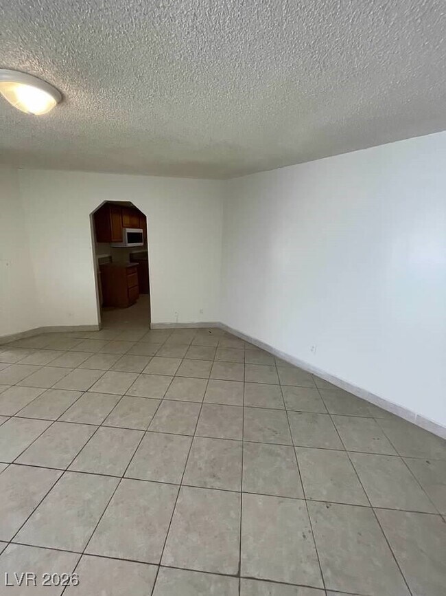 Building Photo - 1427 San Felipe Dr