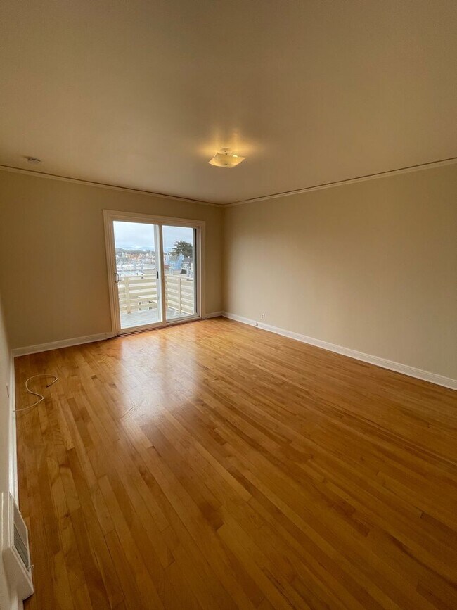 Building Photo - 2839 Taraval St