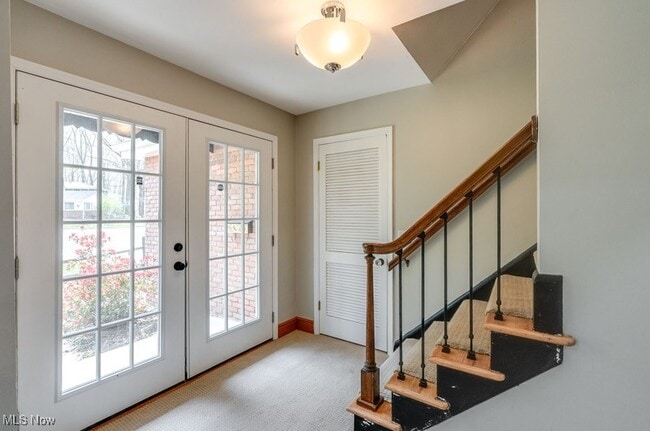 Building Photo - 896 Cliffside Dr