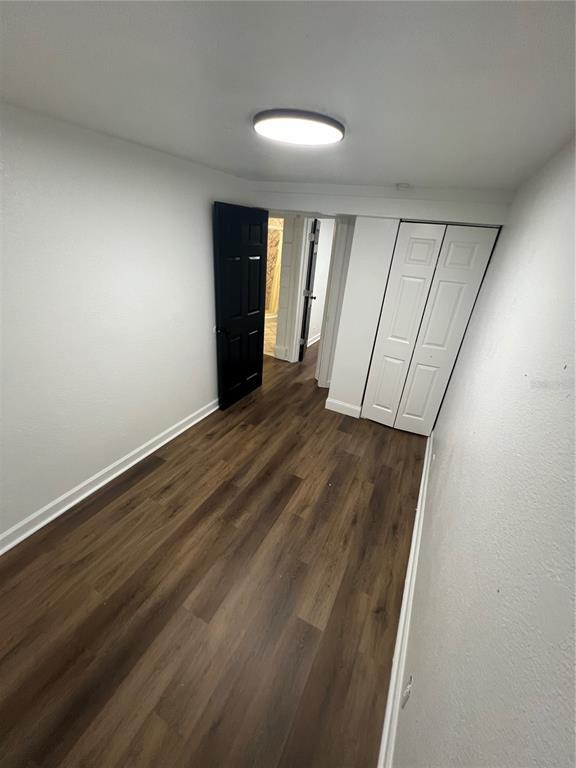 Building Photo - 5195 Countryside Ct