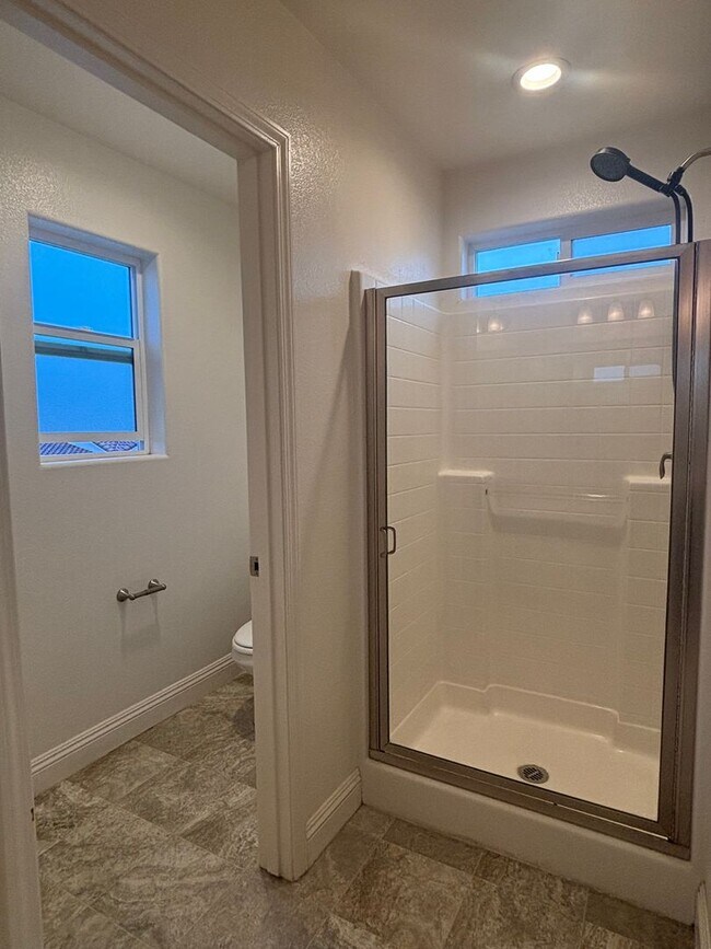 Building Photo - Charming 3-Bedroom 2.5 Bath with Loft for Rent in Guadalupe