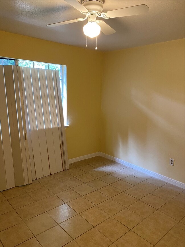 Building Photo - 14516 Woodforest Blvd