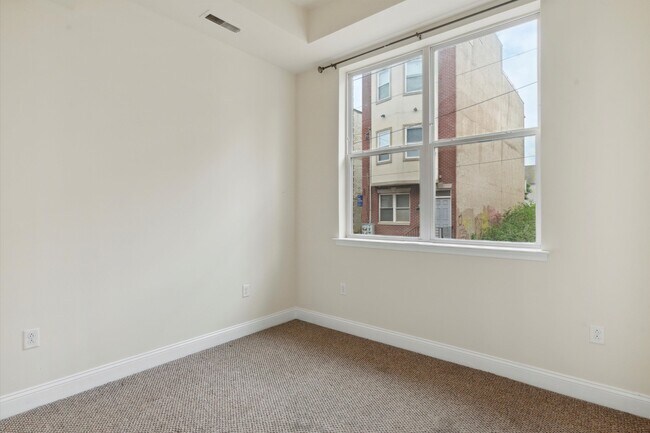 Building Photo - 1733 N Gratz St