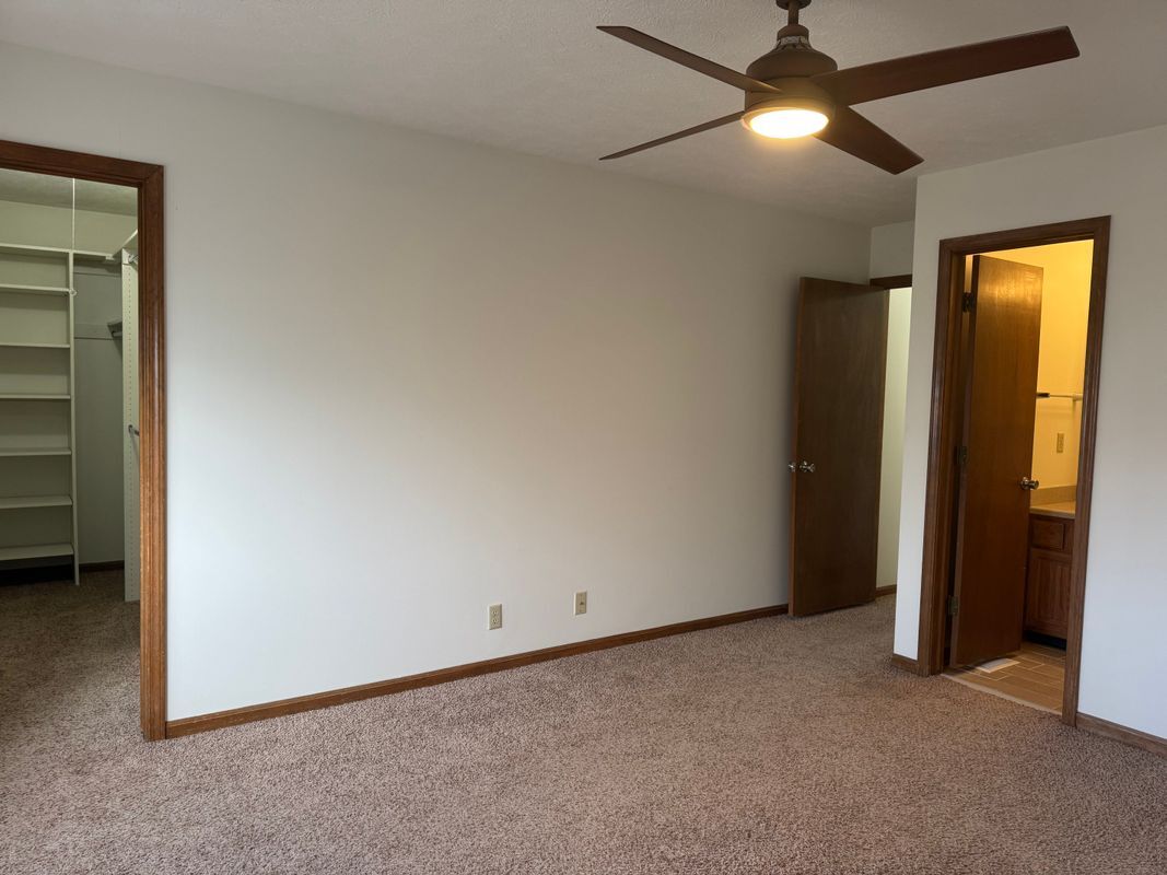 Building Photo - 5701 S 52nd St
