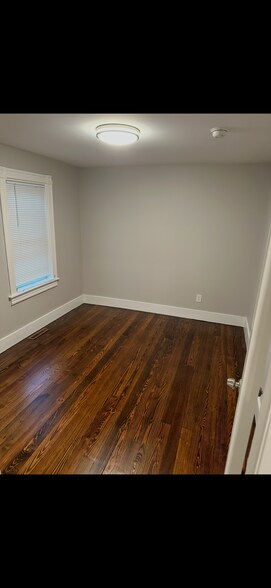 Building Photo - 30 Grover St