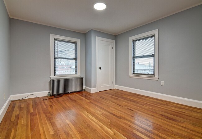 Building Photo - 22 Weston Ave