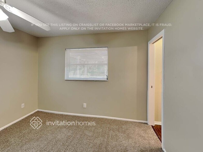 Building Photo - 2014 Cambridge Dr