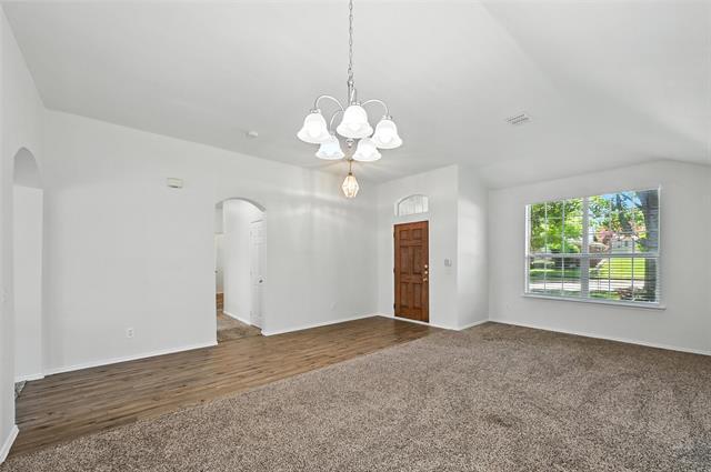 Building Photo - 1006 Redwood Trail