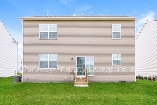 Building Photo - 6 Barnes Wy