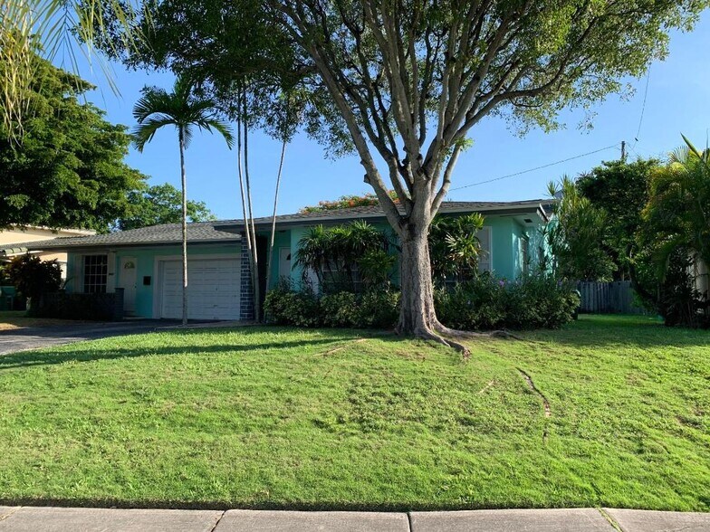 Building Photo - 8985 SW 149th Ter