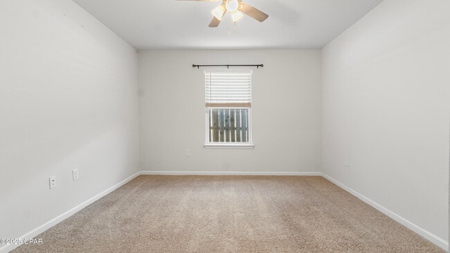 Building Photo - 4028 Silver Spur Rd