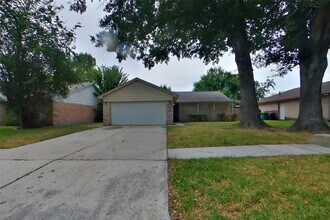 Building Photo - 24019 Lone Elm Dr
