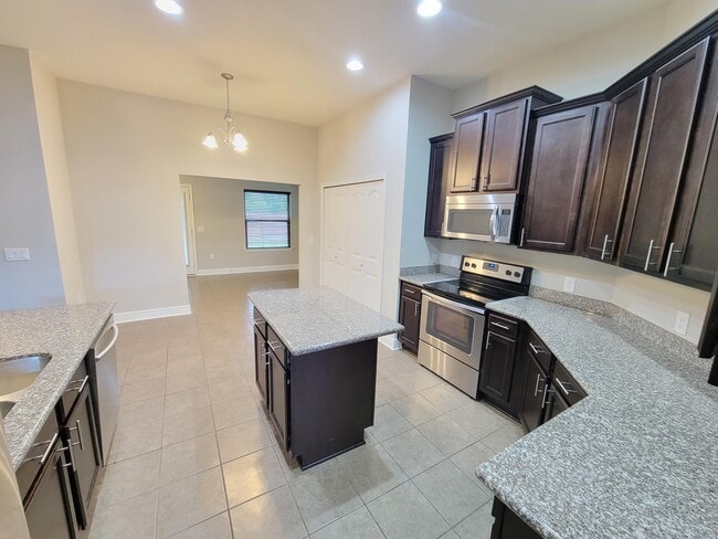 Building Photo - 6624 Flintwood St