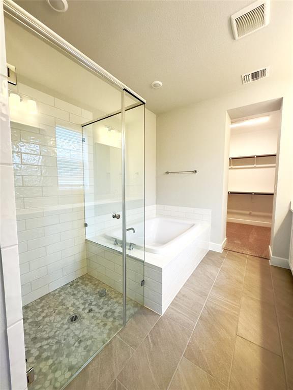 Building Photo - 111 Pinyon Pne Dr
