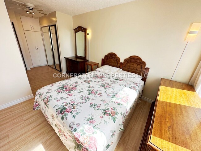 Building Photo - 710 Lunalilo St