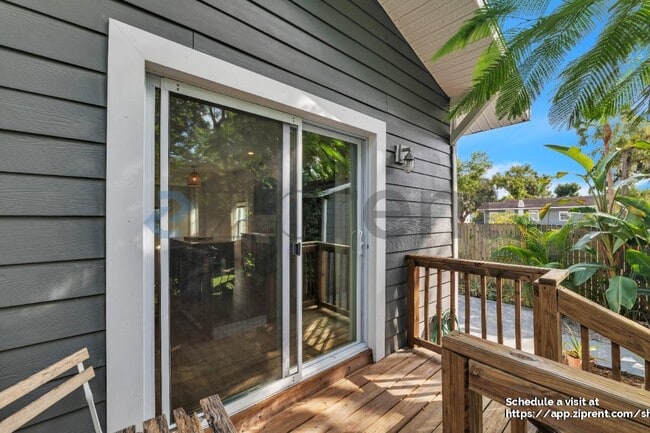 Building Photo - 3002 N Highland Ave