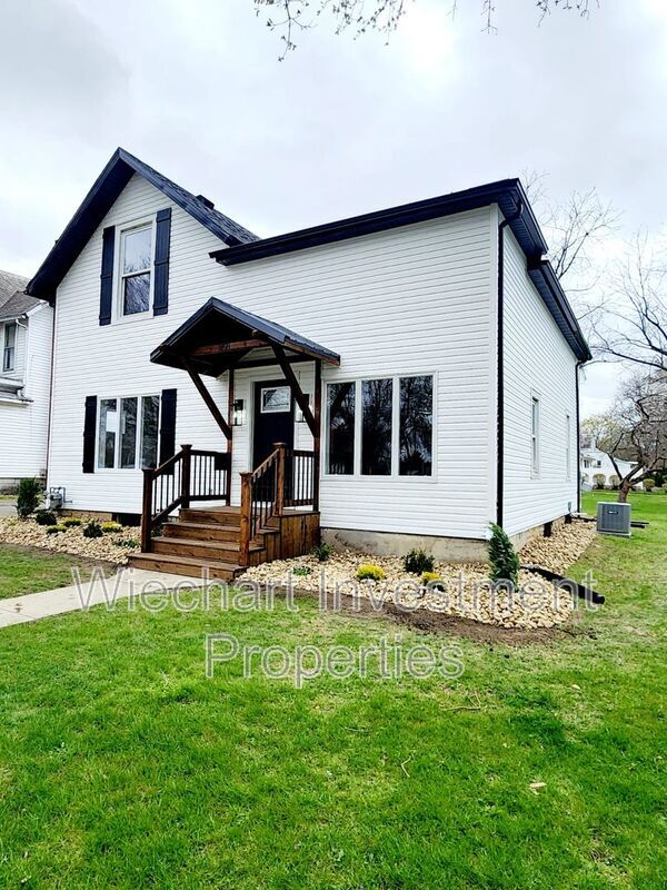 Building Photo - 358 Cherry St