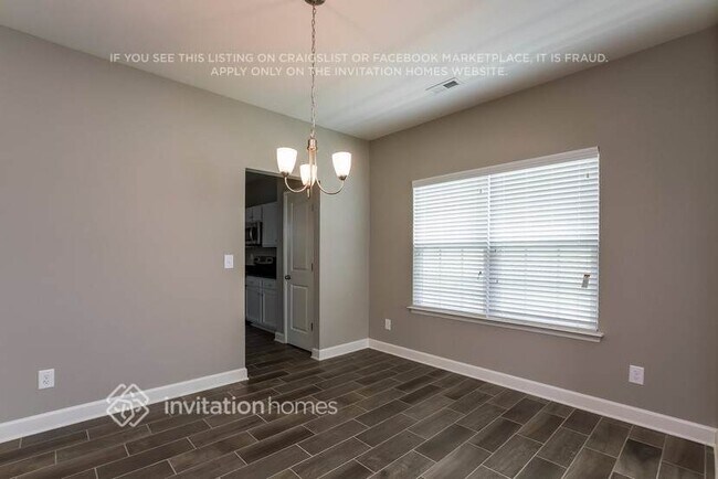 Building Photo - 108 Four Seasons Way