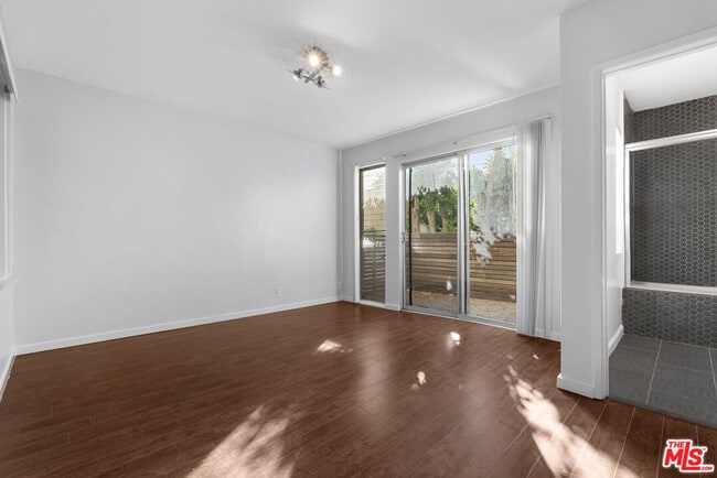 Building Photo - 612 Huntley Dr