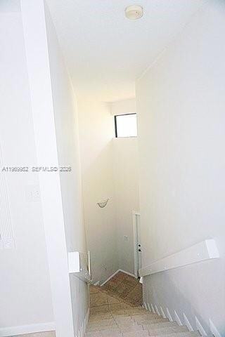 Building Photo - 9658 SW 138th Ave