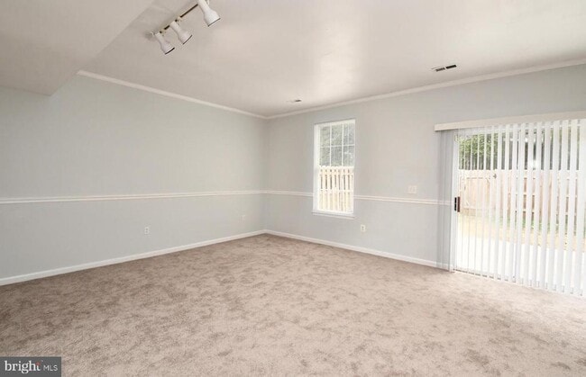 Building Photo - 10914 Coreys Way