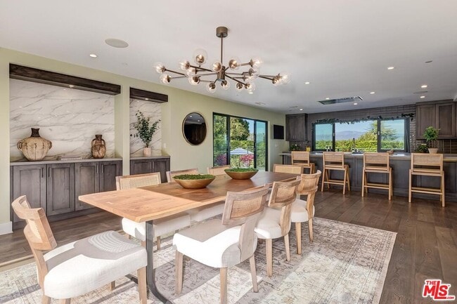 Building Photo - 2841 Montcalm Ave