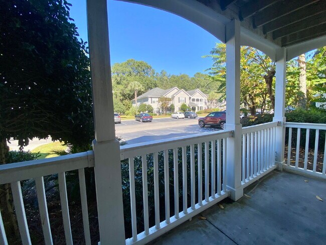 Building Photo - Renovated Two-Bedroom Condo for Rent!