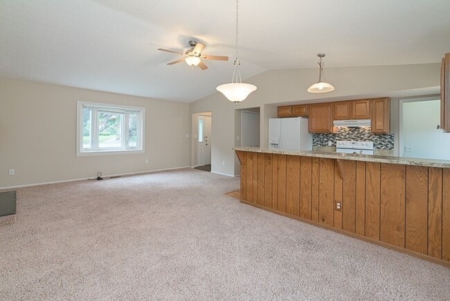 Building Photo - 2630 Glenbrook Ct