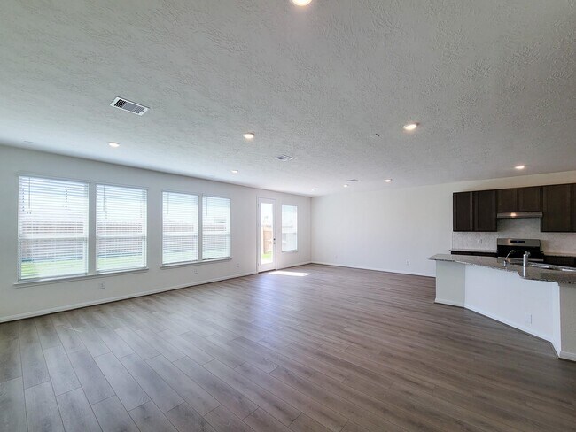 Building Photo - 2815 Lyra Ct