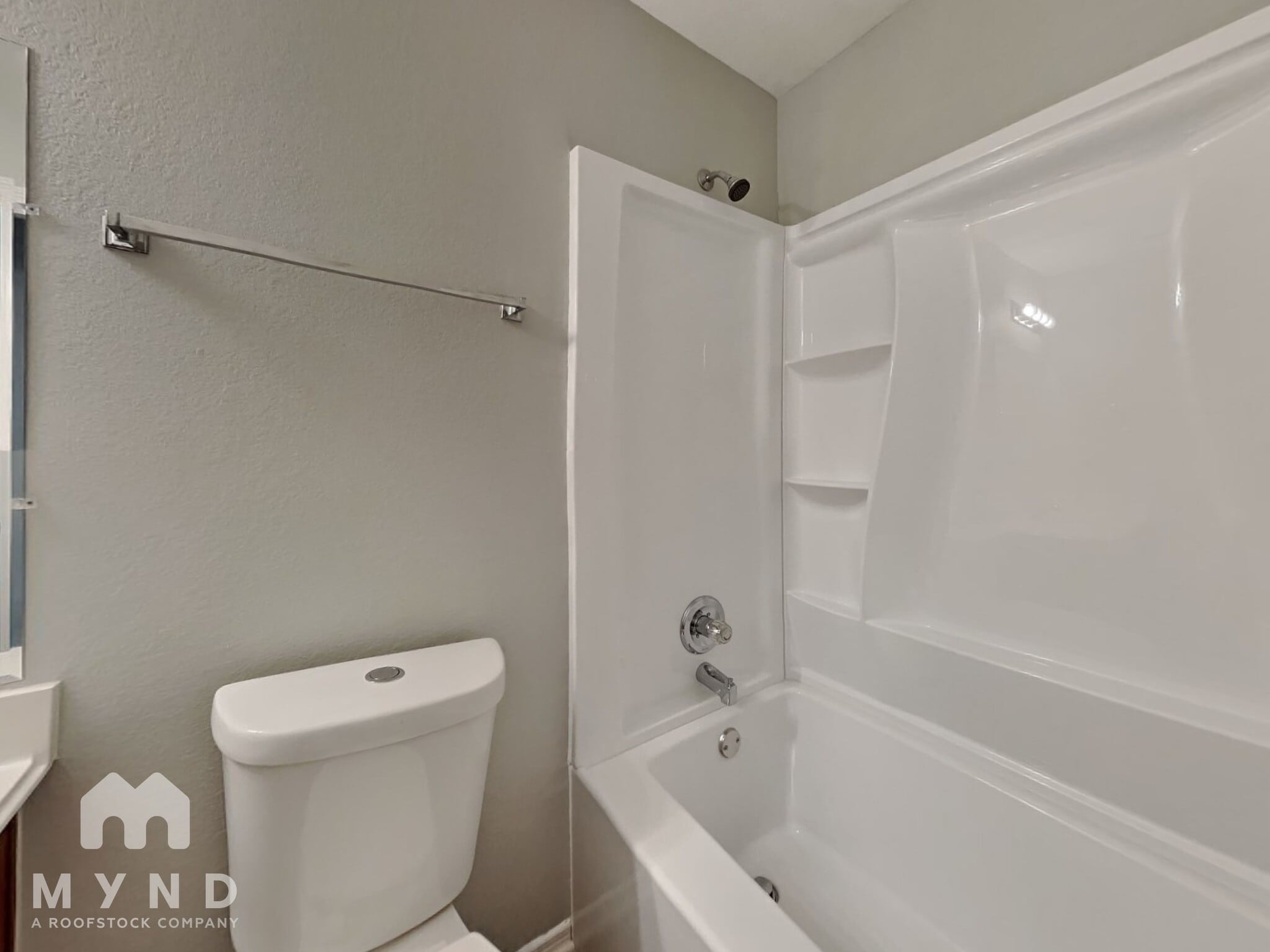 Building Photo - 24226 Hard Wood Dr