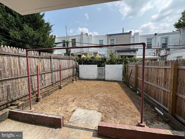 Building Photo - 107 Kingsley St