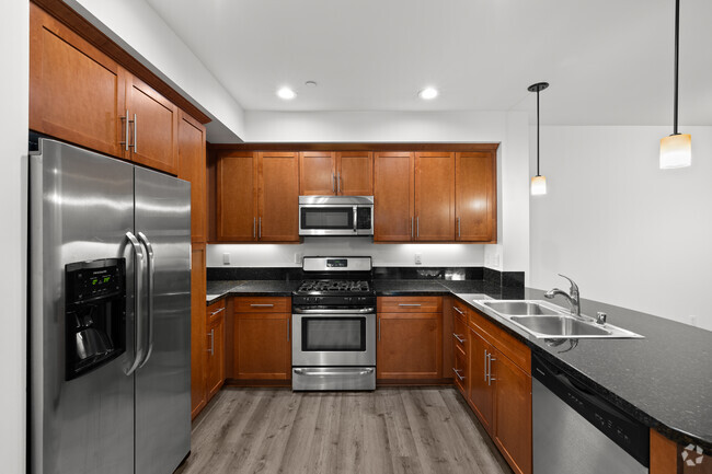 2BR, 2BA - 1400SF - Kitchen - Metro Art Sherman Oaks Luxury Living