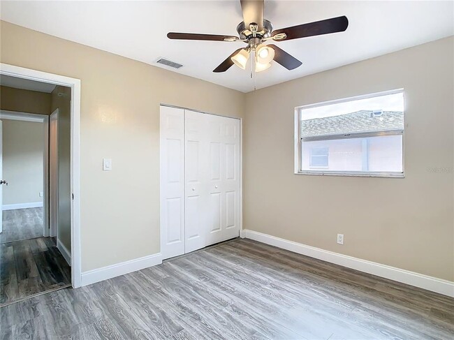 Building Photo - 1612 Fox Run Dr