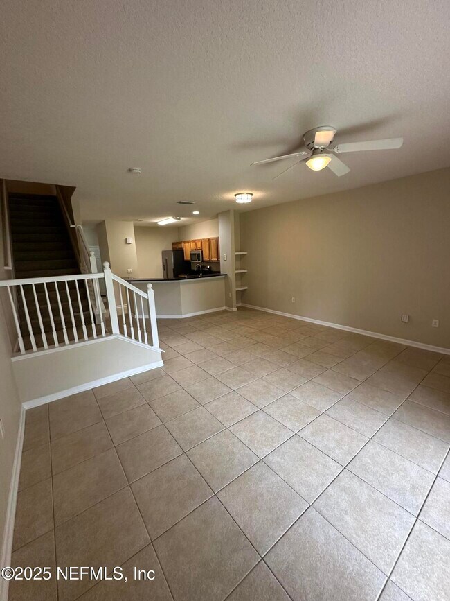 Building Photo - 3750 Silver Bluff Blvd