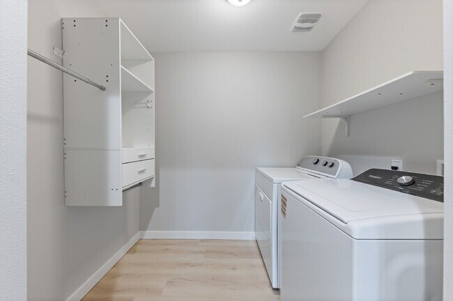 Building Photo - New Construction 3 Bedroom PLUS OFFICE