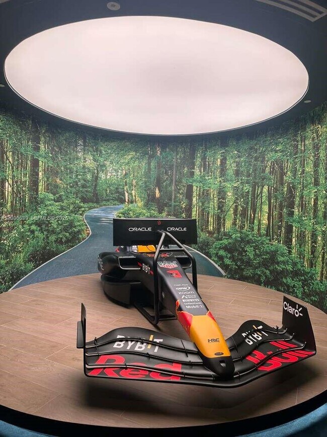 Building Photo - 77 SE 5th St