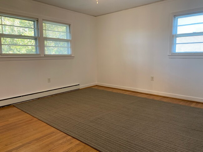 Bedroom 2 - 2818 Leconte Rd