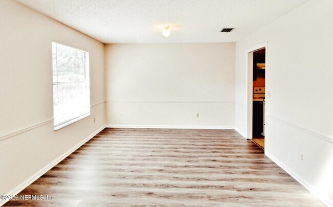 Building Photo - 8371 Cross Timbers Dr E