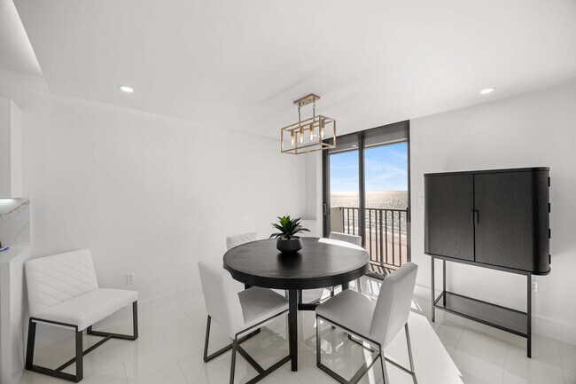 Building Photo - 10475 Gulf Shore Dr