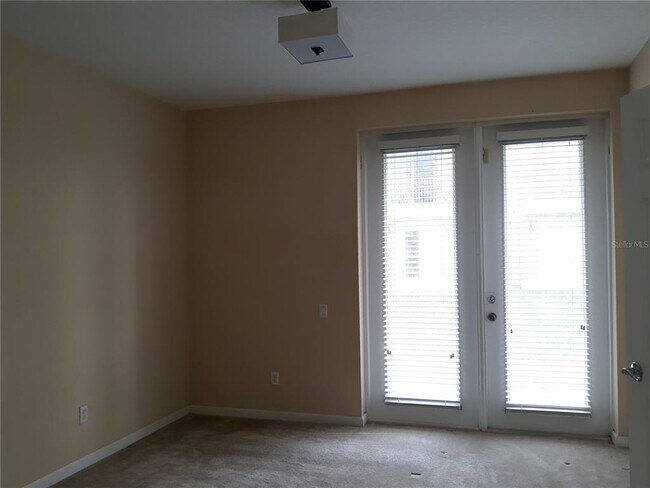 Building Photo - 5076 Tideview Cir