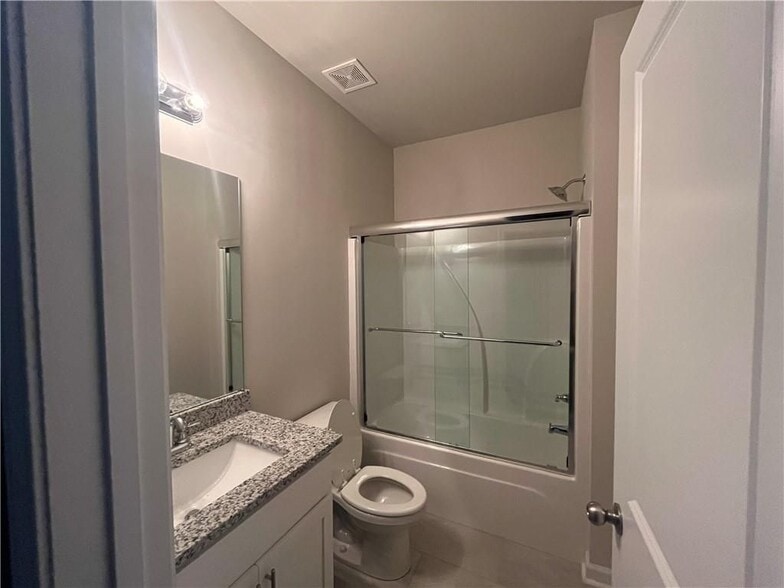 Building Photo - 408 Elkhorn Gln Ct