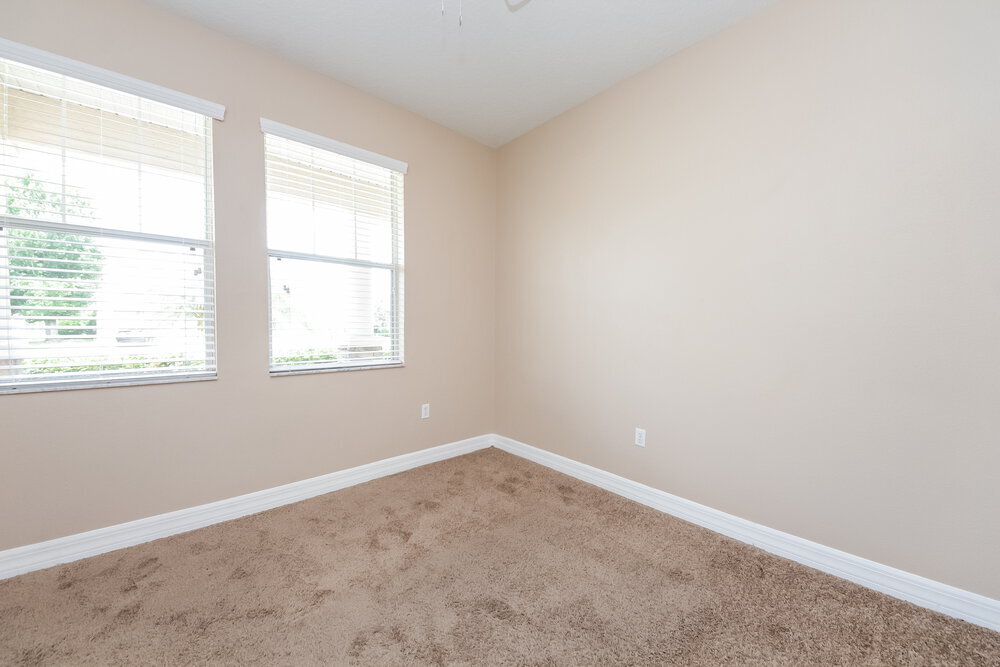 Building Photo - 2057 Bearing Ln