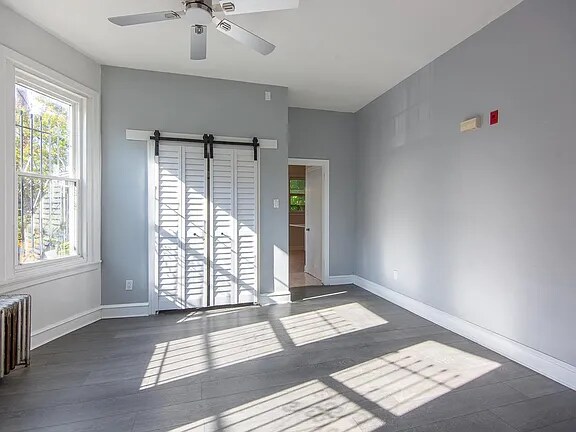 Building Photo - 4843 Walton Ave