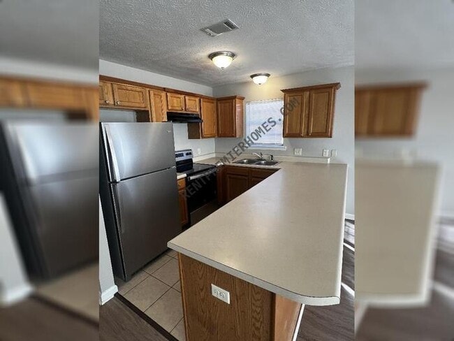 Building Photo - 3415 Malvern Hill Rd