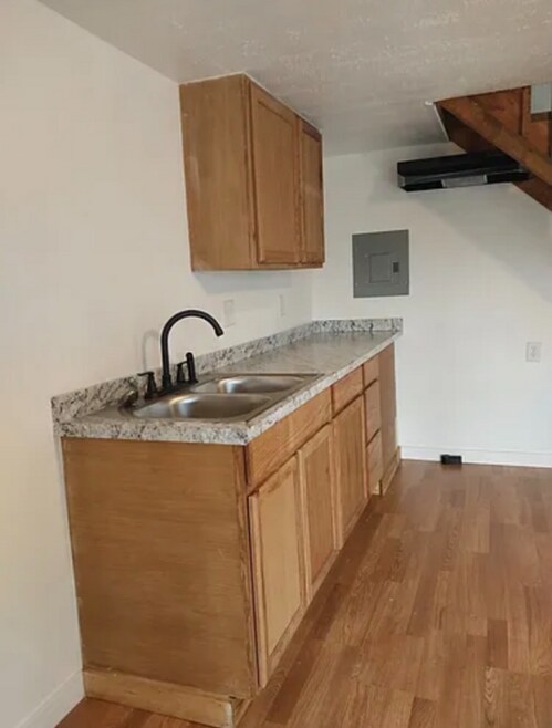 Building Photo - 139 Alvin Bullen Rd