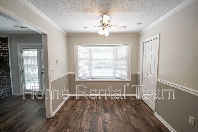 Building Photo - 803 Kings Rd