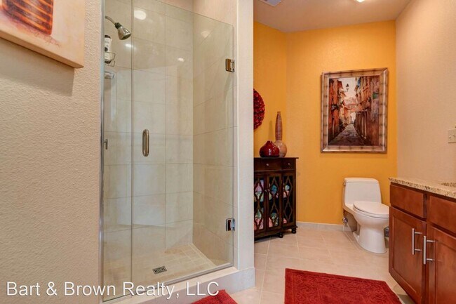 Building Photo - 2 br, 2.5 bath House - 9410 Branson Landin...